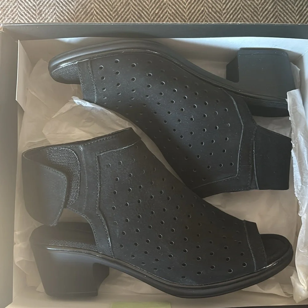 steven By Steve Madden Phoebiey Womens Size 7.5 Black Heeled Sandals New NIB - Picture 6 of 7
